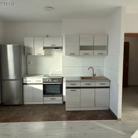 Mieszkanie na sprzedaż -2 pokoje w Zalasewie.