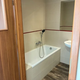 Mieszkanie na sprzedaż -2 pokoje w Zalasewie.