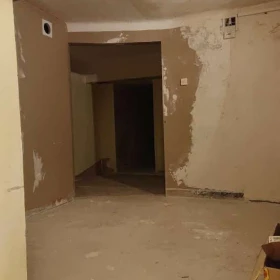 Sprzedam lokal 96 m2 prąd, woda, kanalizacja, Księga