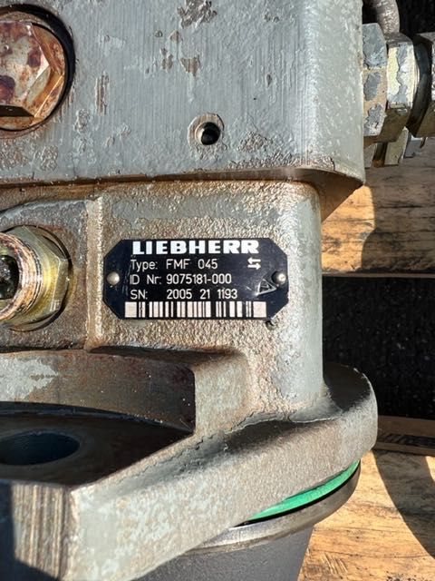 liebherr r 904 c rozdzielacz hydrauliczny