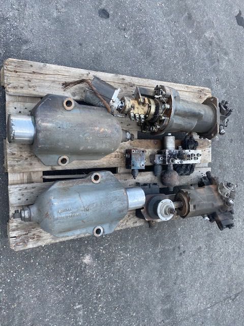 liebherr a934 c kolumna obrotu