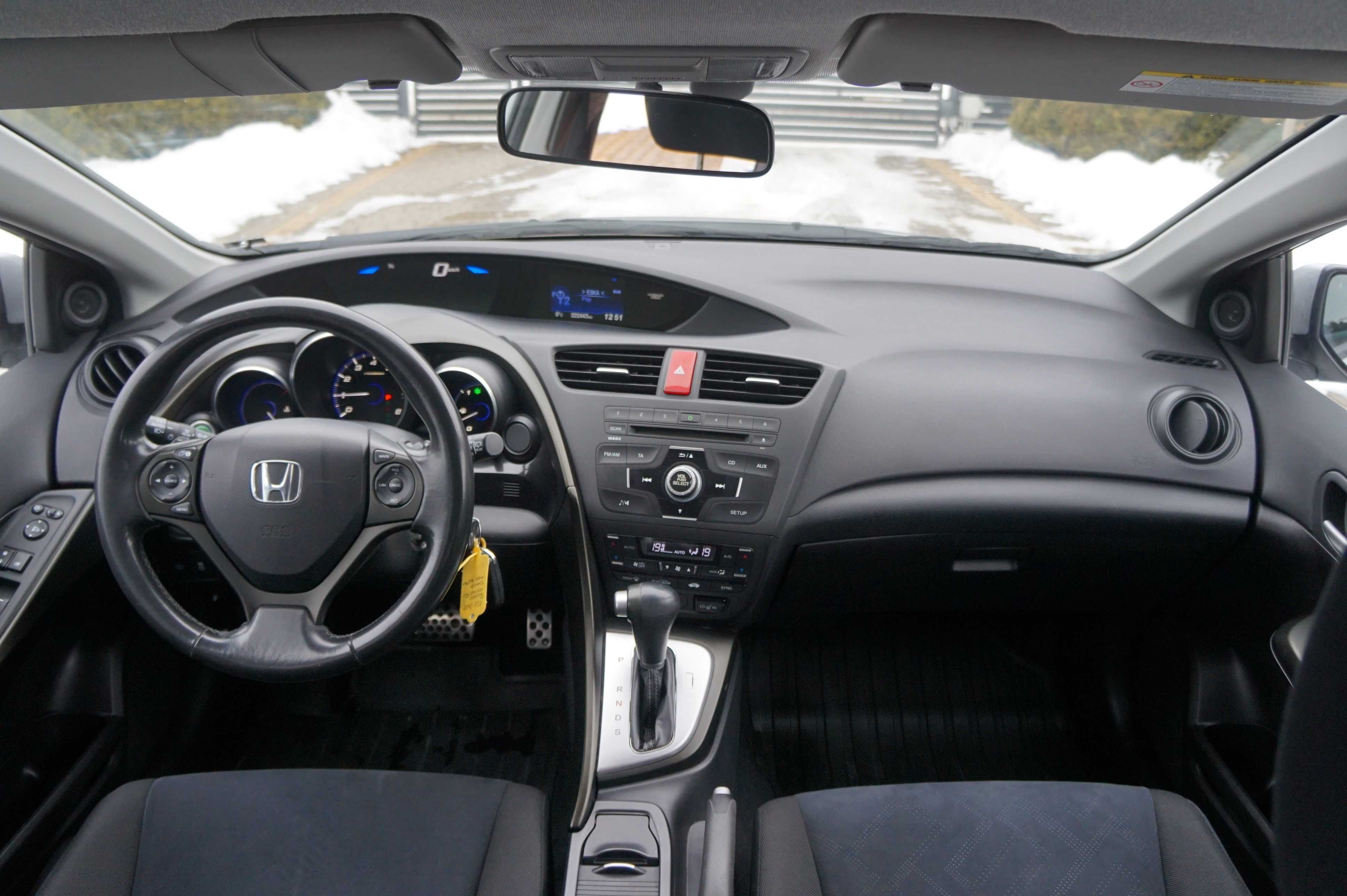 Honda Civic IX 1.8i-VTEC Benzyna 142KM Automat Kamera LED G.Fotele