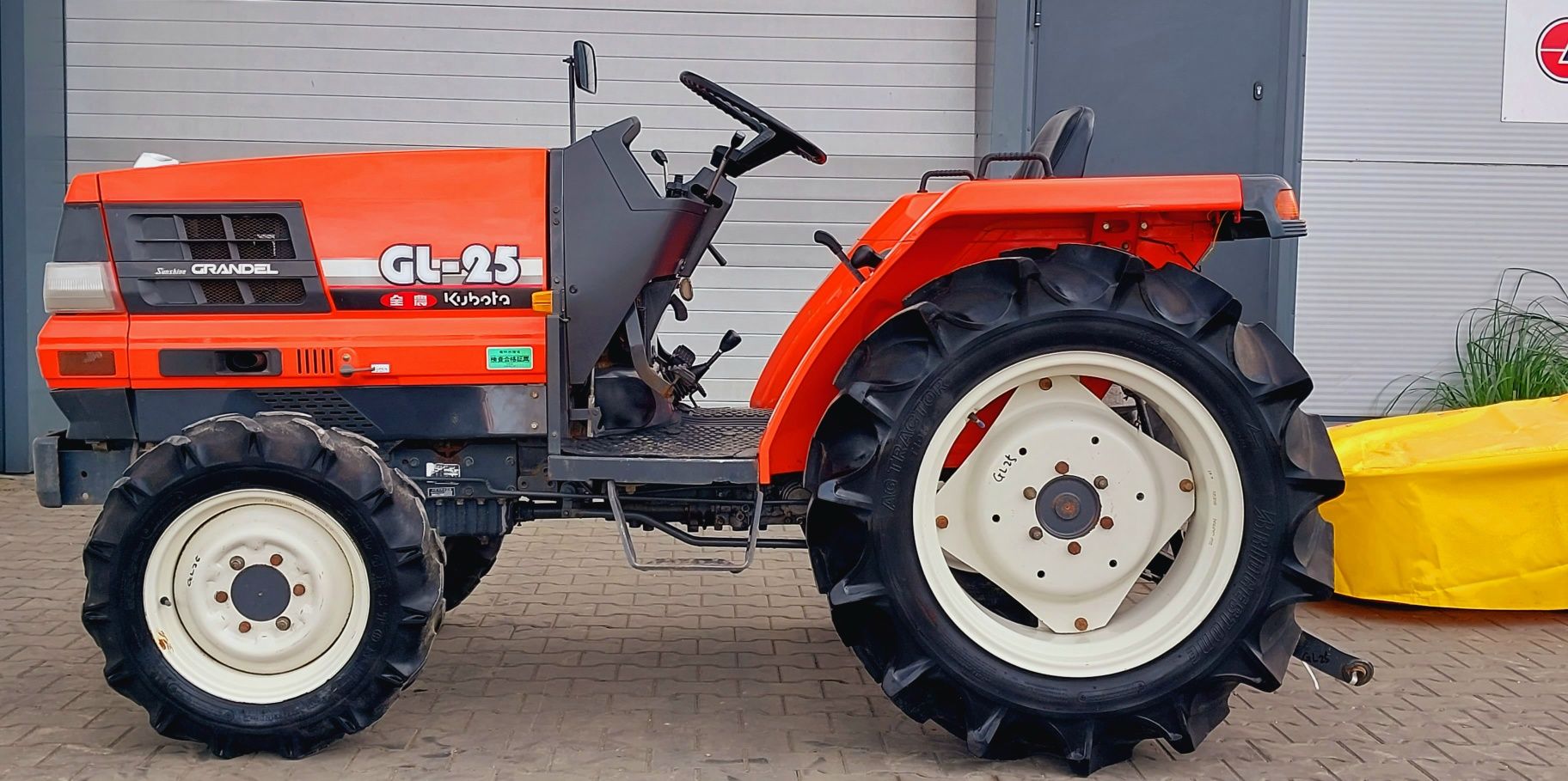 Kubota GL25,mini traktorek,Ciągnik sadowniczy, 4x4  JAPAN TRAK