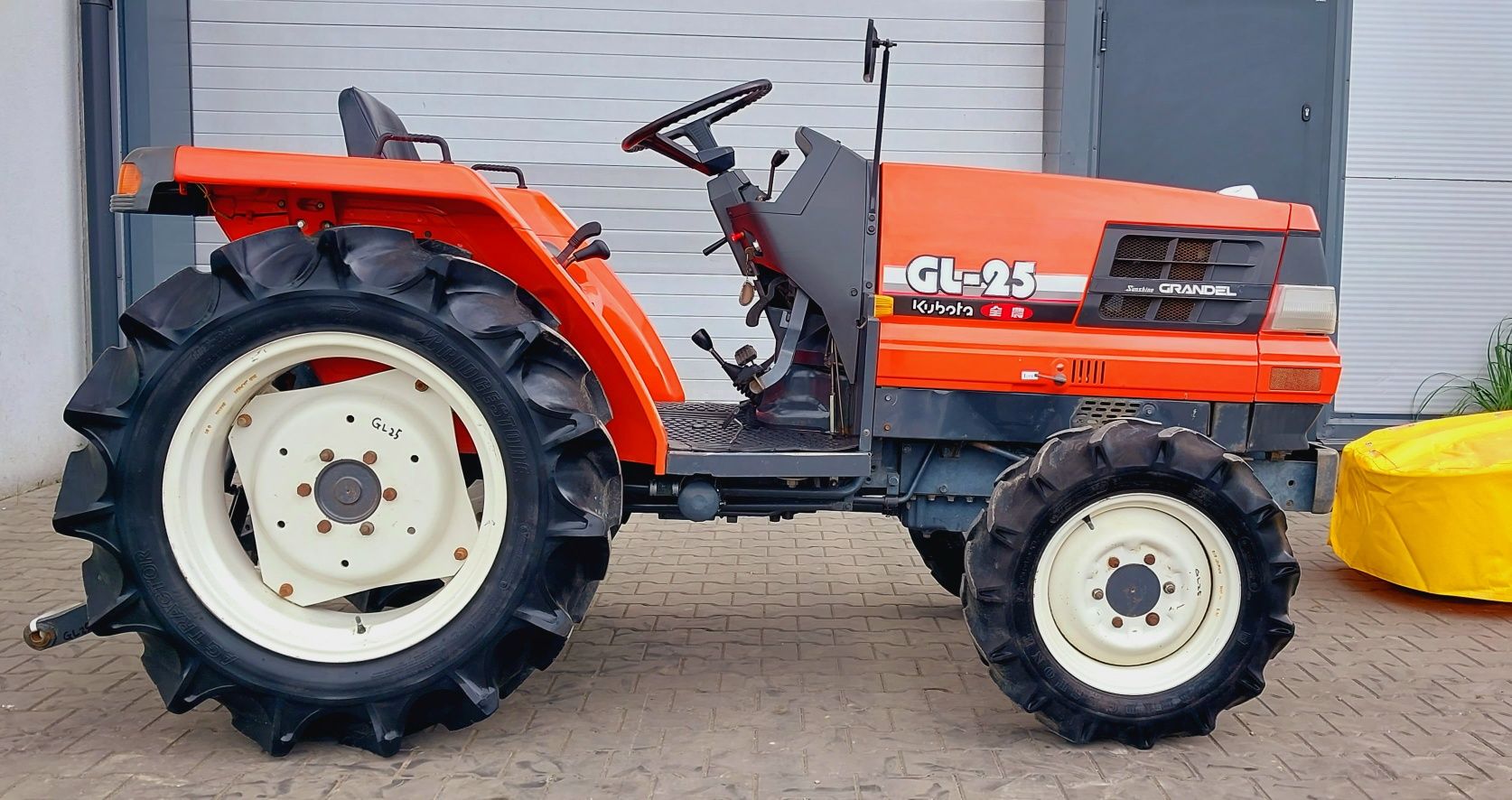 Kubota GL25,mini traktorek,Ciągnik sadowniczy, 4x4  JAPAN TRAK