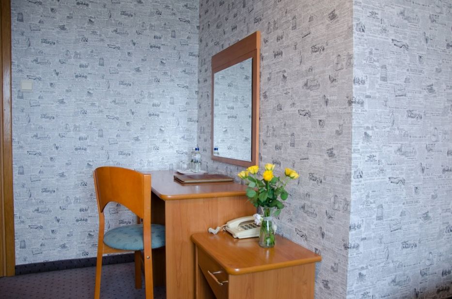 West Room & Restauracja, Noclegi Warszawa