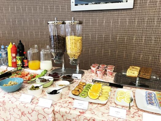 West Room & Restauracja, Noclegi Warszawa