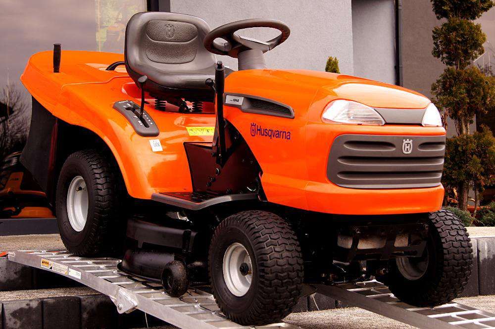 Kosiarka traktorek HUSQVARNA CTH 191. Największy wybór TRAK-TOM