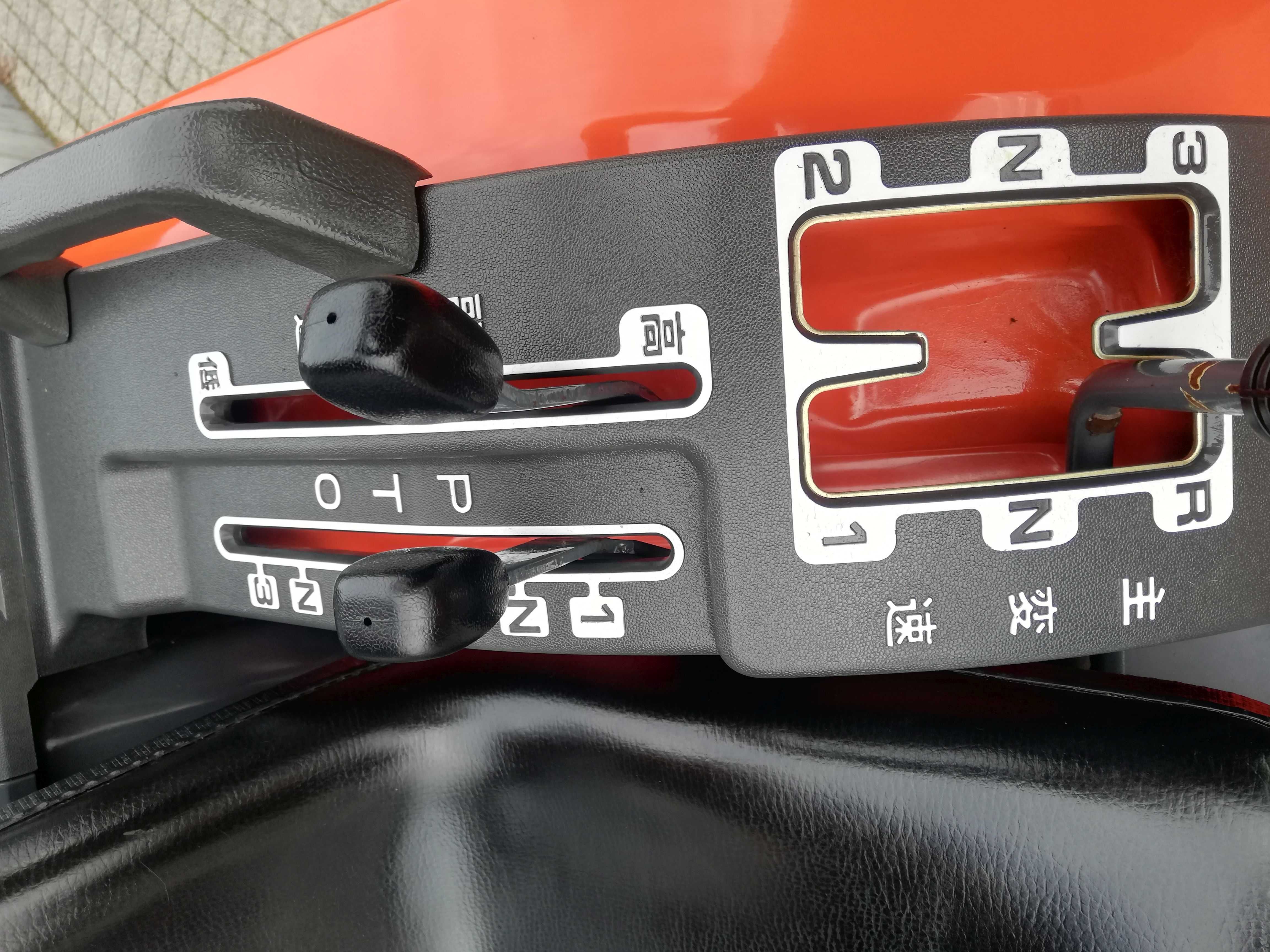 Traktor japoński KUBOTA Aste A15 15KM diesel 3 cylindry z pługiem +TUZ