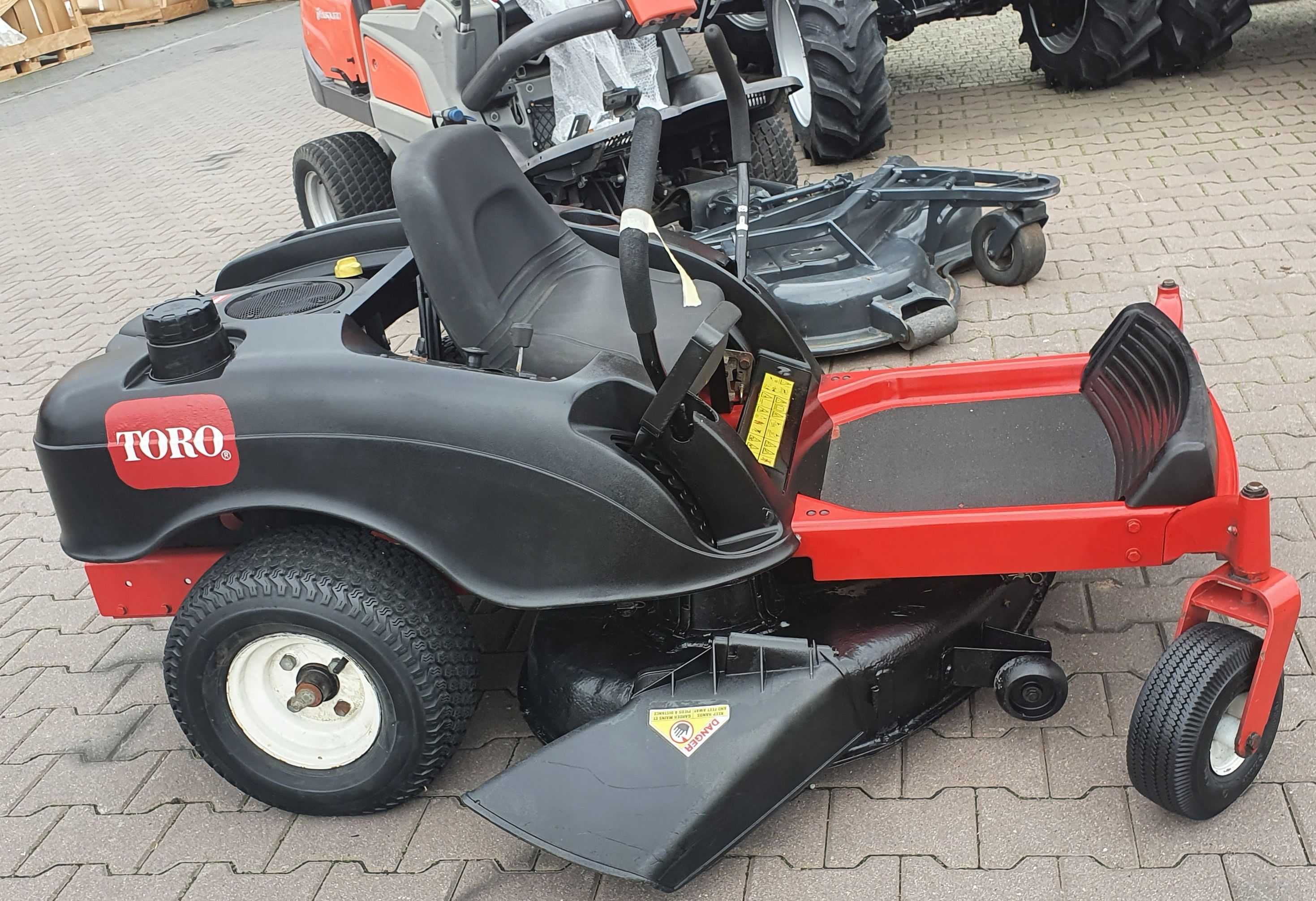 Traktorek TORO 16KM pompa oleju zerowy promień skrętu kosa 107 cm