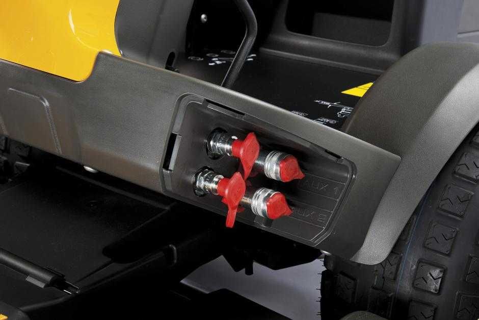 Nowy Traktor ogrodowy Park Pro 900AWX 23KM wspomaganie hydraulika 4x4