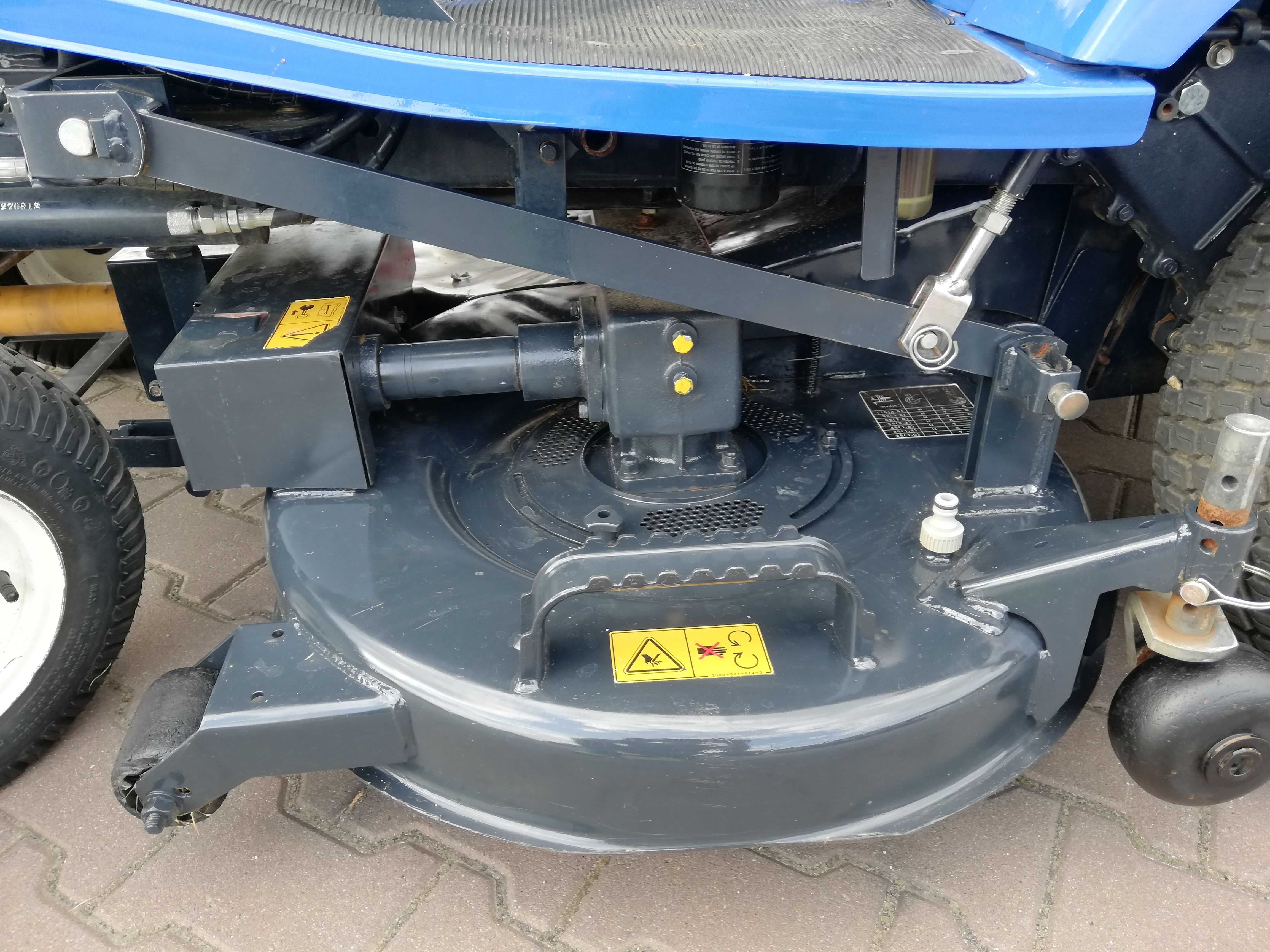 Traktor kosiarka diesel 22KM ISEKI SXG323  wspomaganie hydraulika