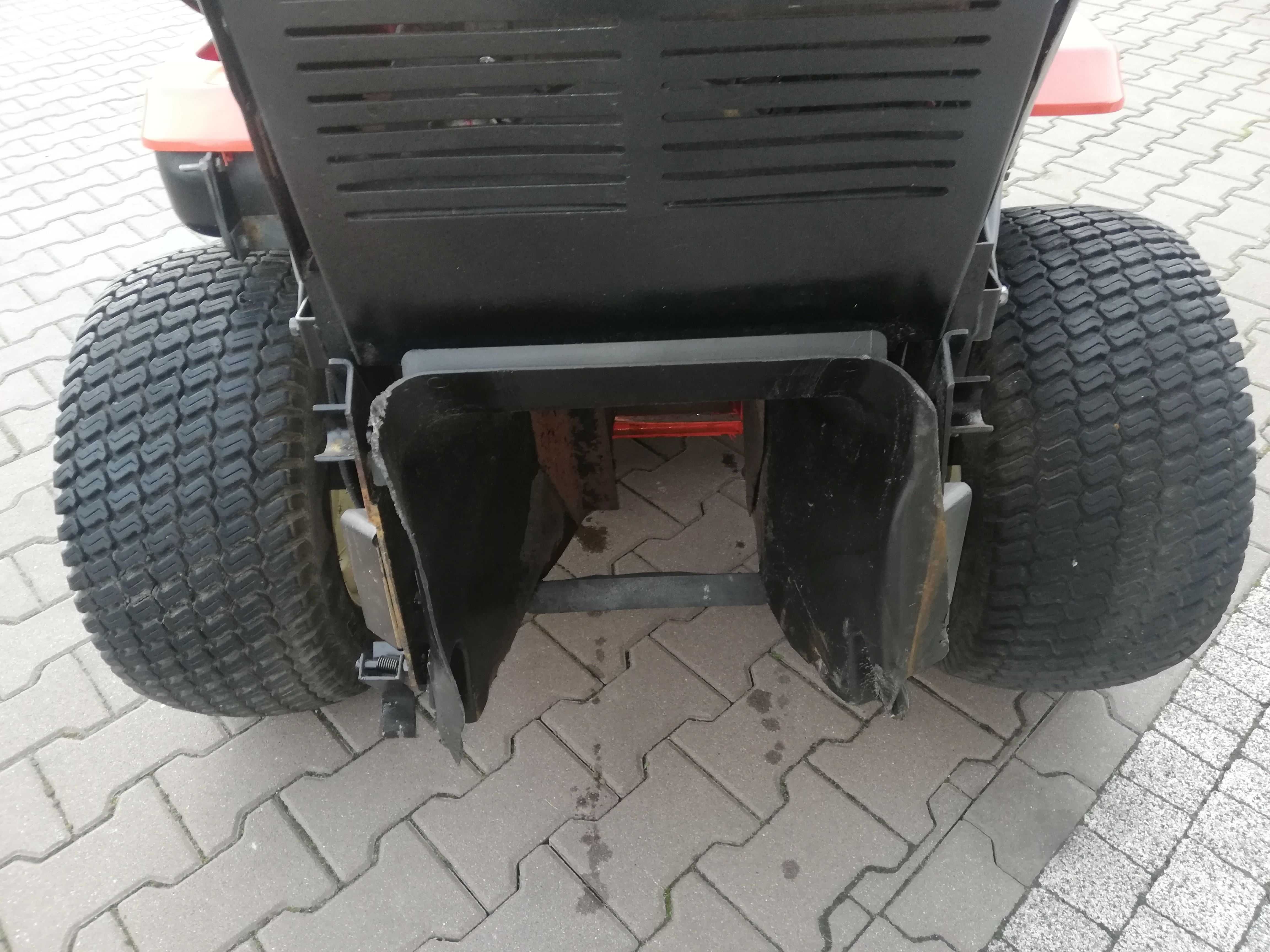 Profesjonalna kosiarka Kubota GZD21 diesel 21KM górny wysyp 500L