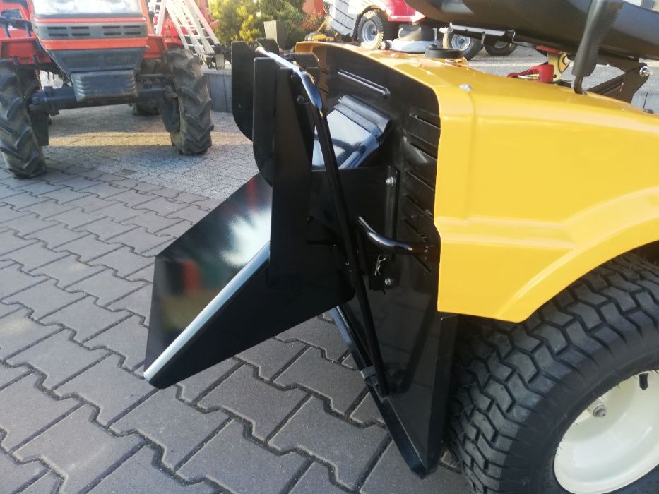 Deflektor tylny do Cub Cadet LT1NR92 LT2NR92 LT3PR105 kosimy bez kosza