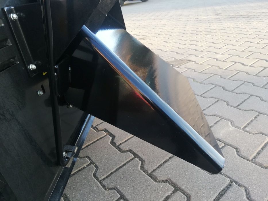 Deflektor tylny do Cub Cadet LT1NR92 LT2NR92 LT3PR105 kosimy bez kosza