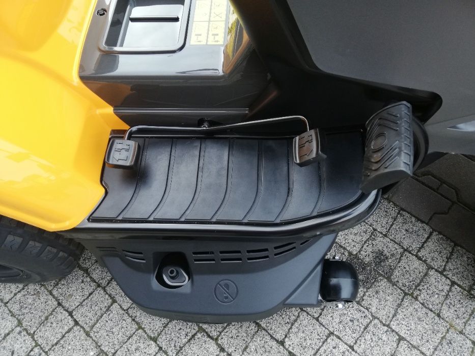 Nowy traktor z pługiem śnieżnym 2 cylindry 20KM Stiga 598 W 98 cm gw.