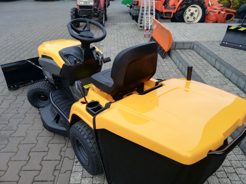 Nowy traktor z pługiem śnieżnym 2 cylindry 20KM Stiga 598 W 98 cm gw.