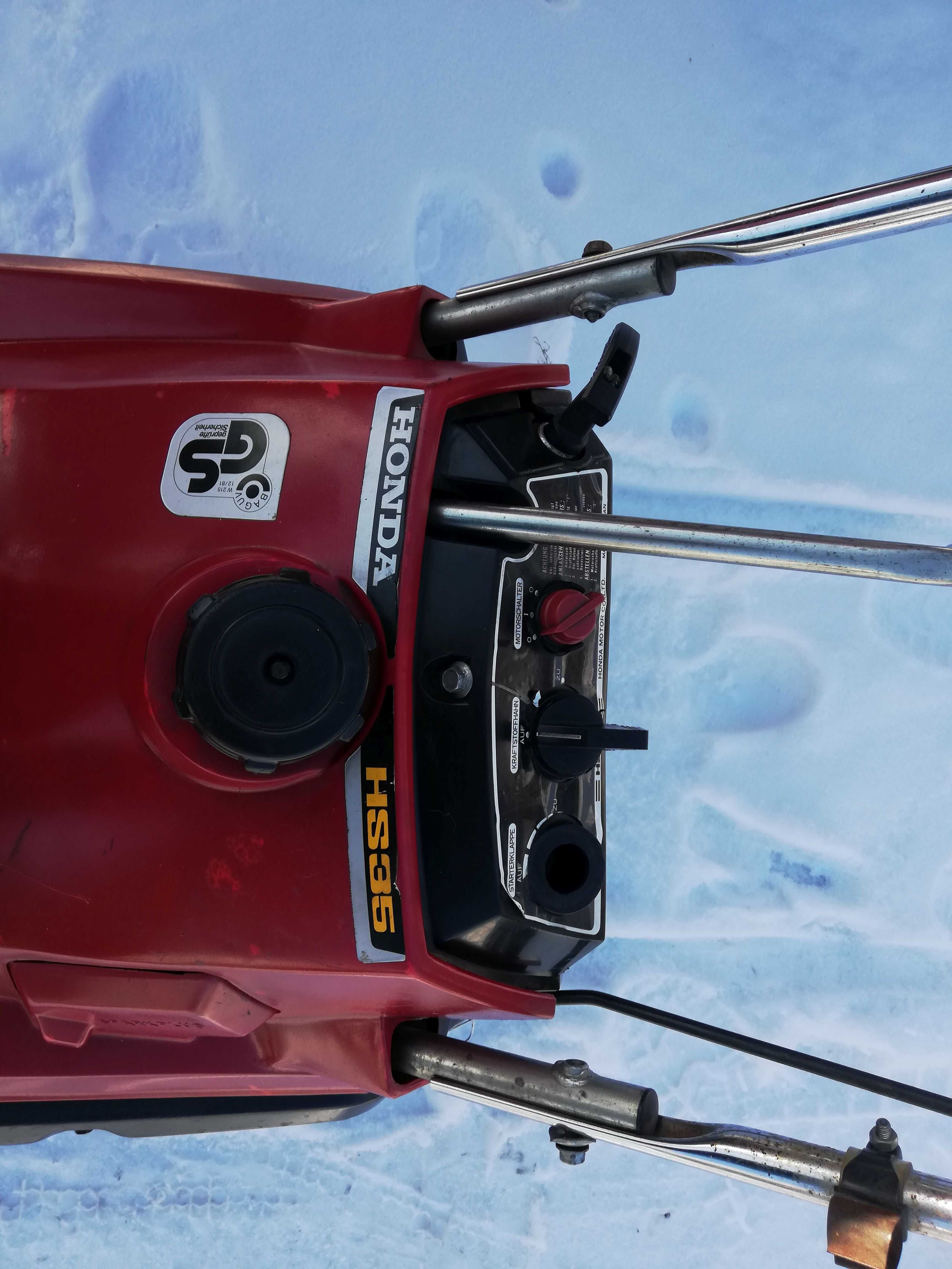 Bardzo poręczna odśnieżarka spalinowa Honda 3,5 HP 50 cm Japan