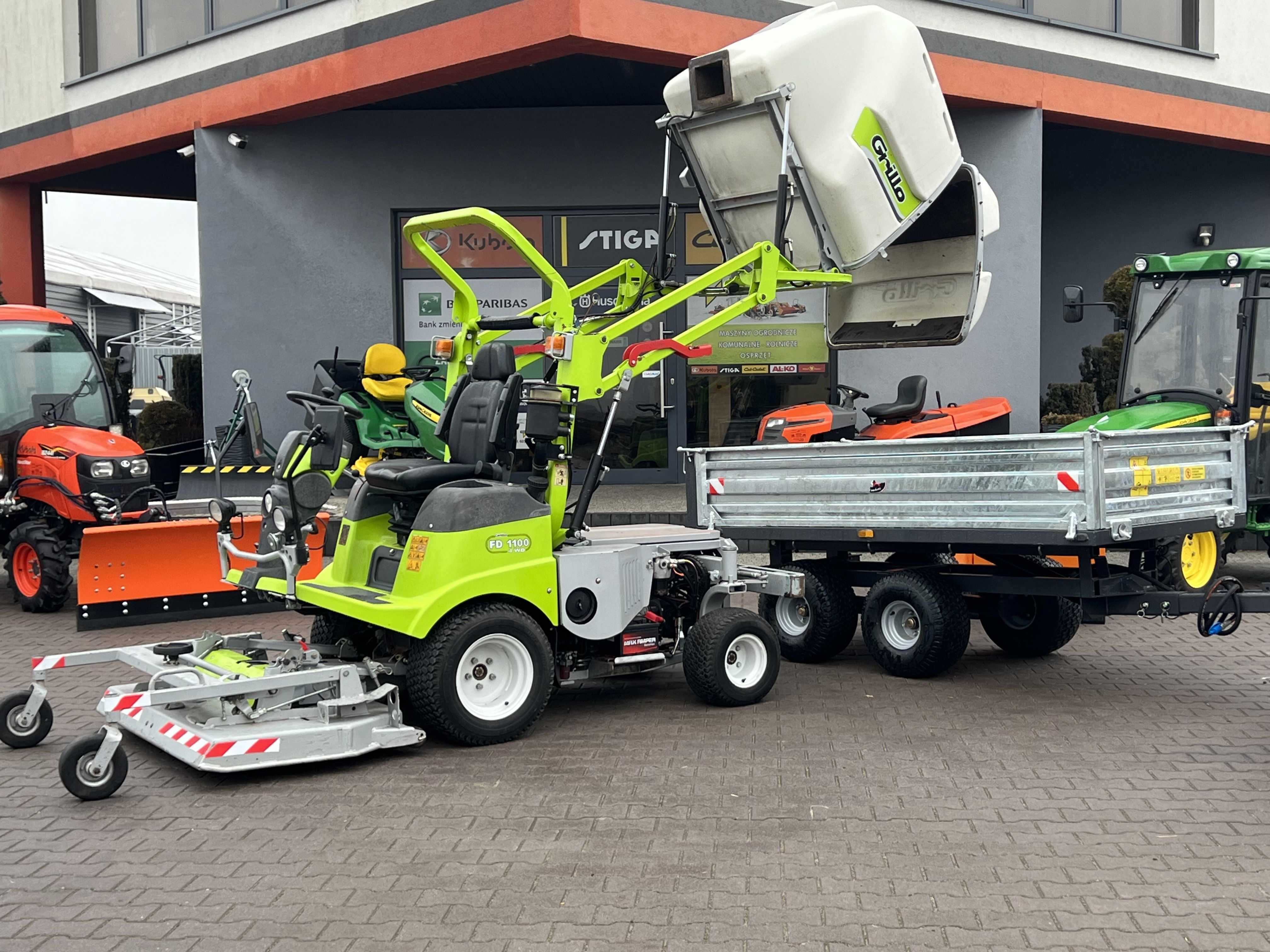 Profesjonalna kosiarka Grillo diesel 26KM 4x4 132cm kosz 900L 1ha/h