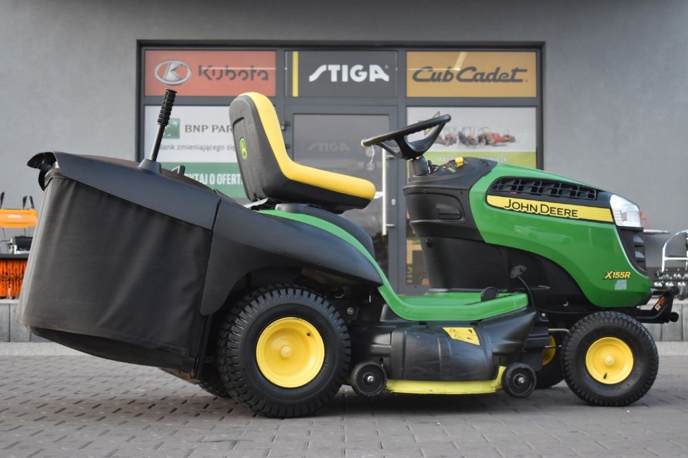 X155R Kosiarka samojezdna (traktorek) z koszem JOHN DEERE 107cm 22 KM
