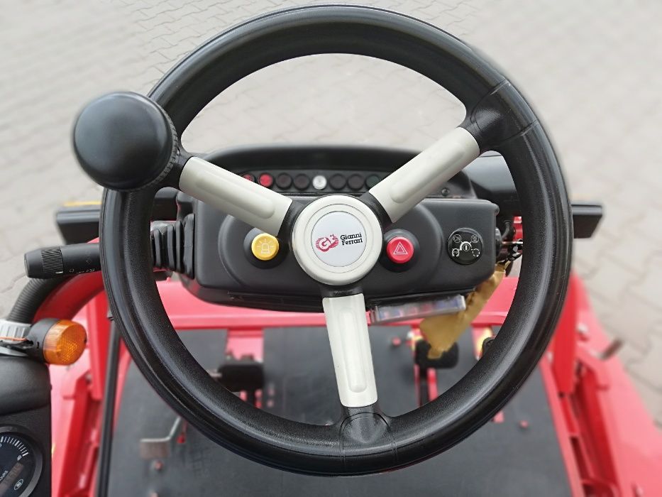 Traktorek kosiarka Gianni Ferrari T4 Turbo 4 moc 36KM diesel 4x4 kosz