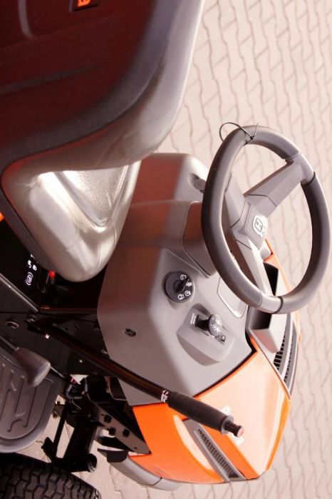 Traktorek Kosiarka Husqvarna 17 KM POMPA OLEJU TRAK-TOM