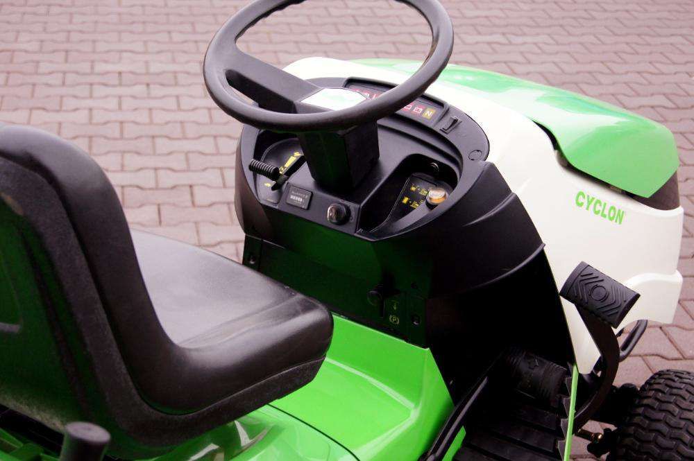 Kosiarka traktorek VIKING MT795 22KM,122CM+PŁUG TRAK-TOM