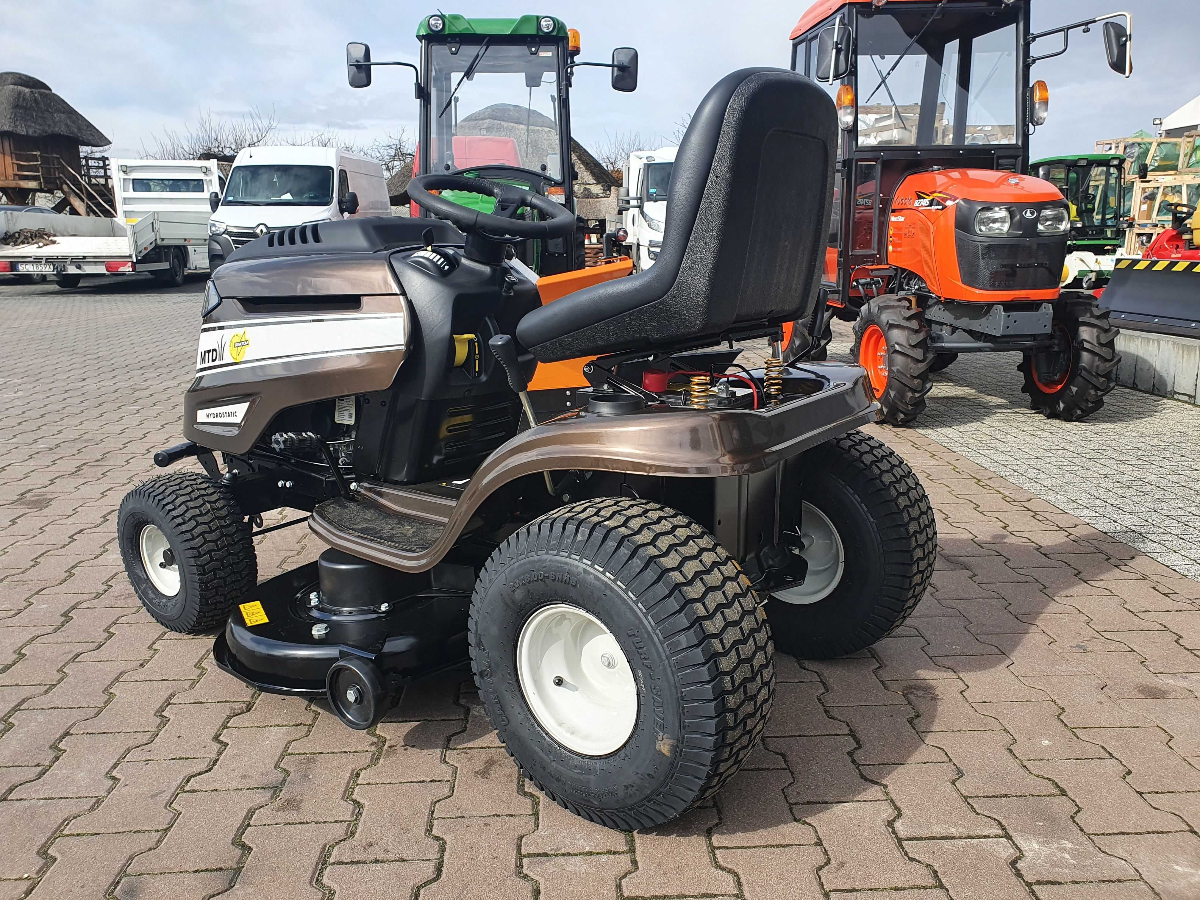 Nowy traktor ogrodowy MTD LT107 EXHK Kawasaki V2 16KM 107cm