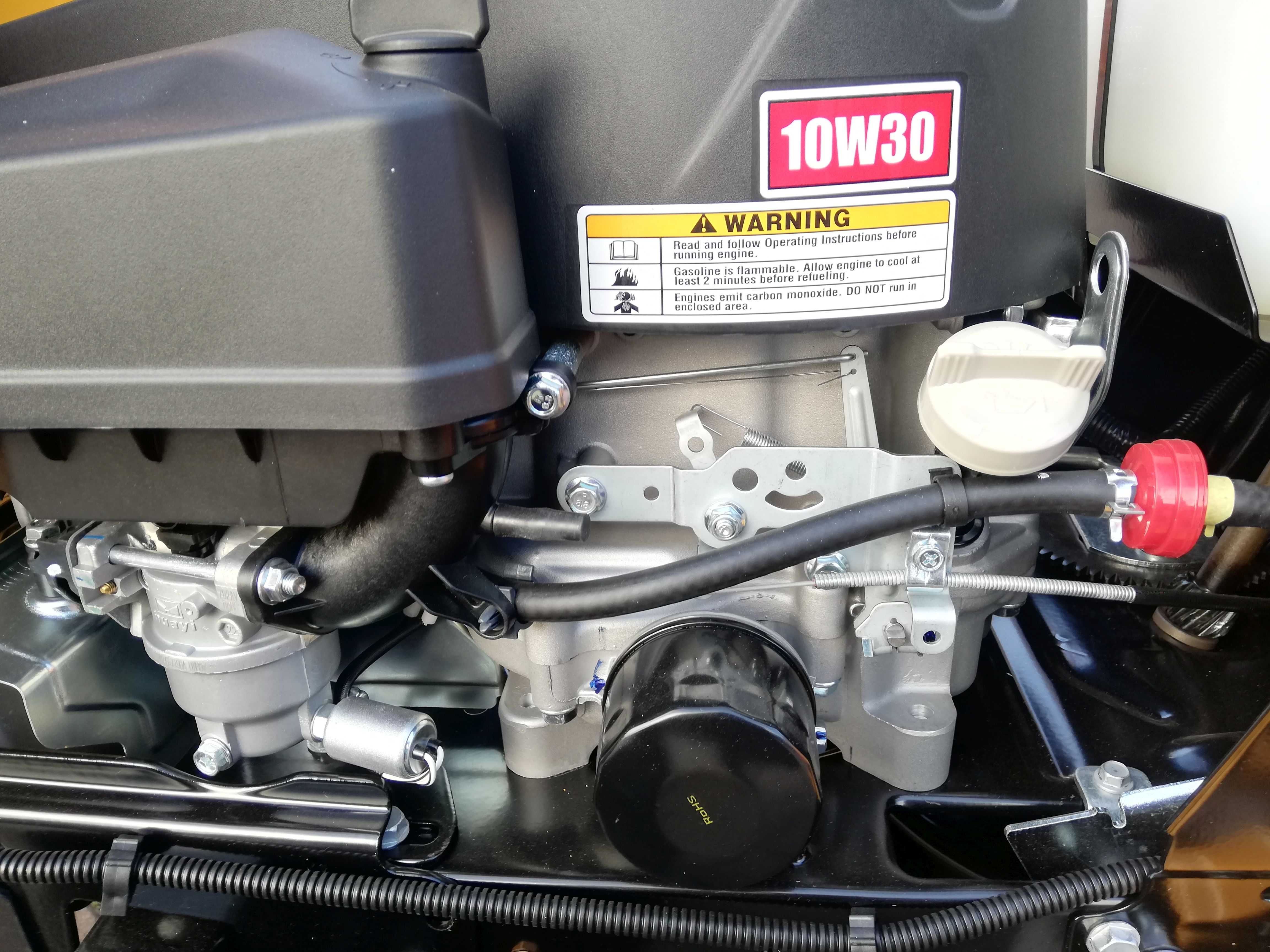 Traktor całoroczny Cub Cadet LT2NR92 15KM pompa + pług śnieżny 120cm