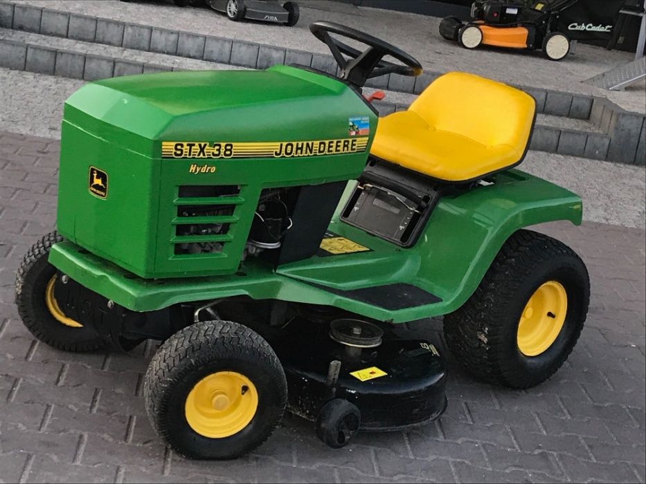 Traktorek ogrodowy kosiarka samojezdna JOHN DEERE STX 38 mulczowanie