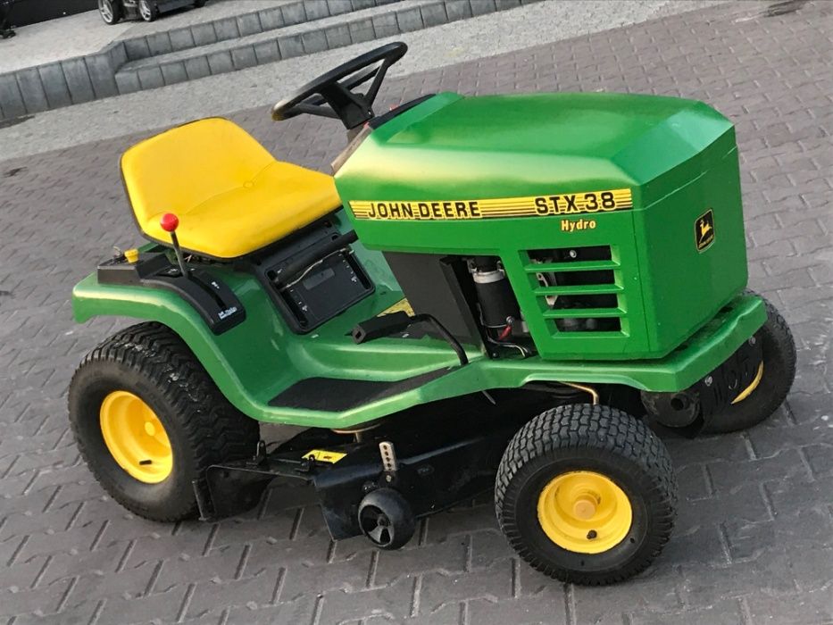 Traktorek ogrodowy kosiarka samojezdna JOHN DEERE STX 38 mulczowanie