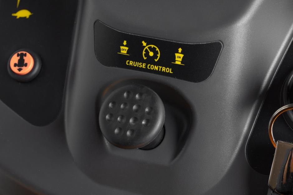 Traktorek Stiga Estate 9122 W ekran LED silnik Honda 13,4 kW GXV630