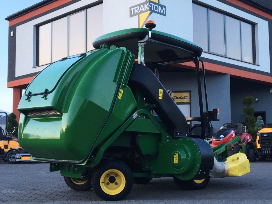 Traktorek kosiarka profesjonalna JOHN DEERE 1445 z kabiną 4WD diesel