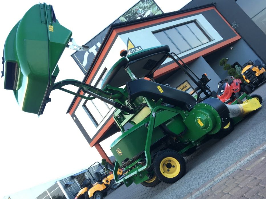 Traktorek kosiarka profesjonalna JOHN DEERE 1445 z kabiną 4WD diesel
