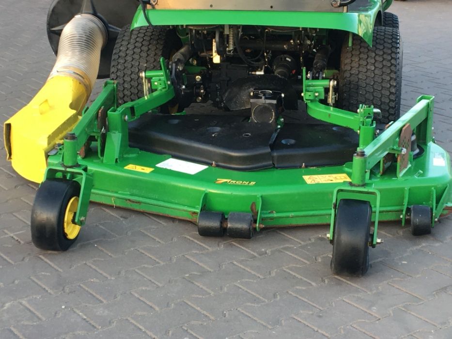 Traktorek kosiarka profesjonalna JOHN DEERE 1445 z kabiną 4WD diesel