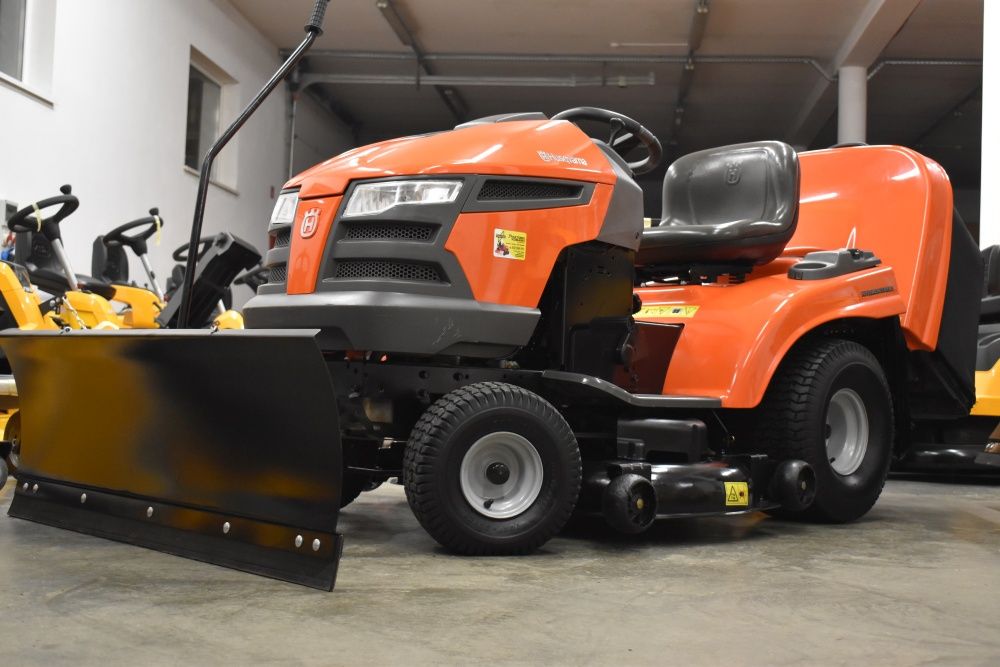 Traktor ogrodowy Husqvarna CTH150 V2 KAWASAKI 15KM POMPA pług śnieżny