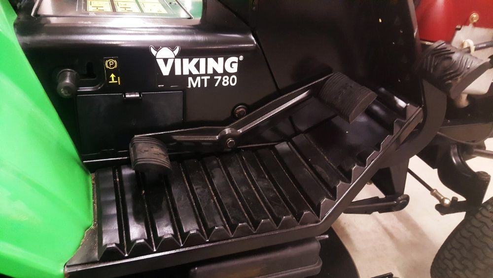 Traktorek ogrodowy kosiarka VIKING Cyclon MT780 silnik Briggs 22KM V2