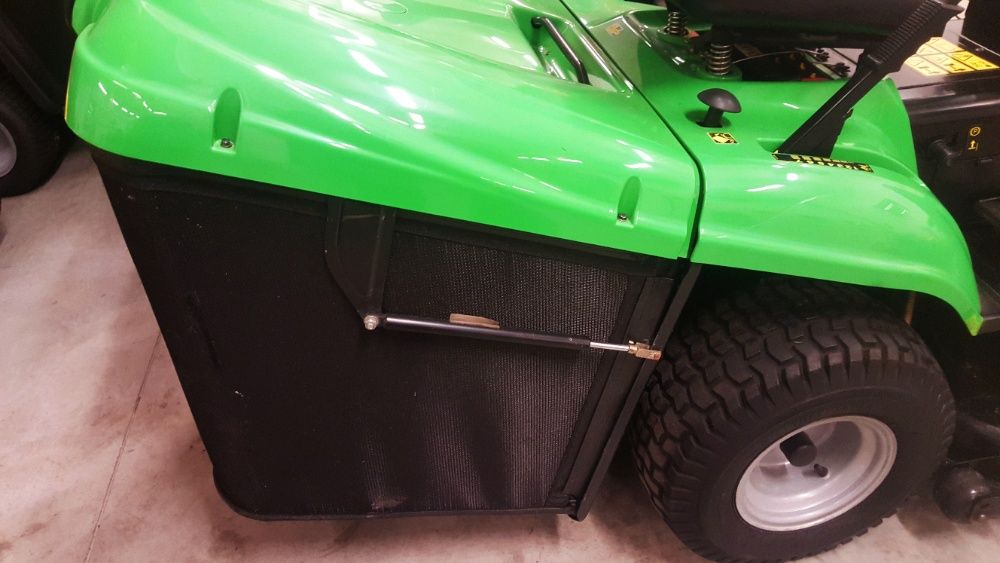 Traktorek ogrodowy kosiarka VIKING Cyclon MT780 silnik Briggs 22KM V2