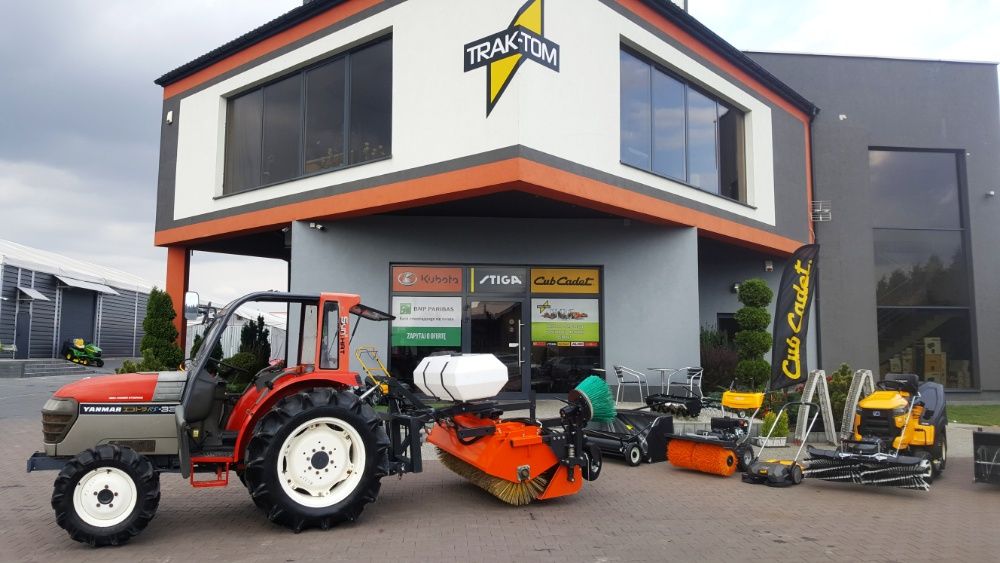 Zamiatarka + szczotka boczna + zraszacz + kosz + hydraulika 160 cm