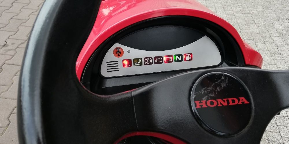 Kosiarka samojezdna traktorek ogrodowy Honda HF2417 2 cylindry mulczer