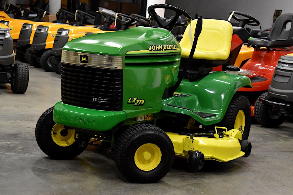 Traktorek kosiarka John Deere LX 279