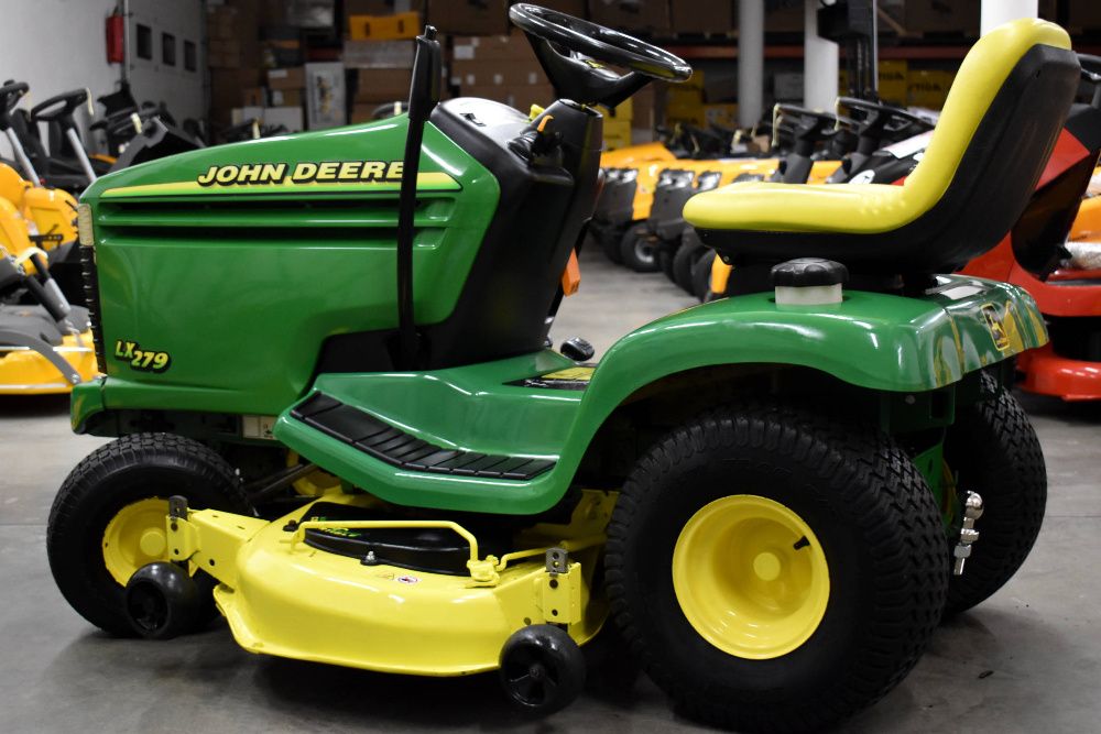 Traktorek kosiarka John Deere LX 279