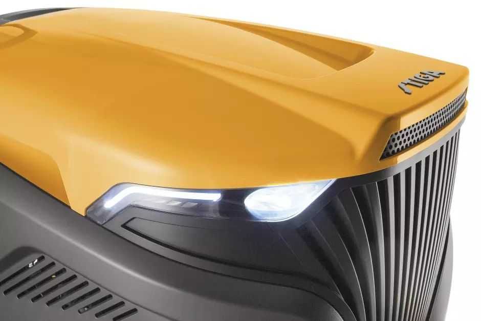 Traktor ogrodowy Stiga Estate 9102WX 4x4 102cm 360L 22KM pompa