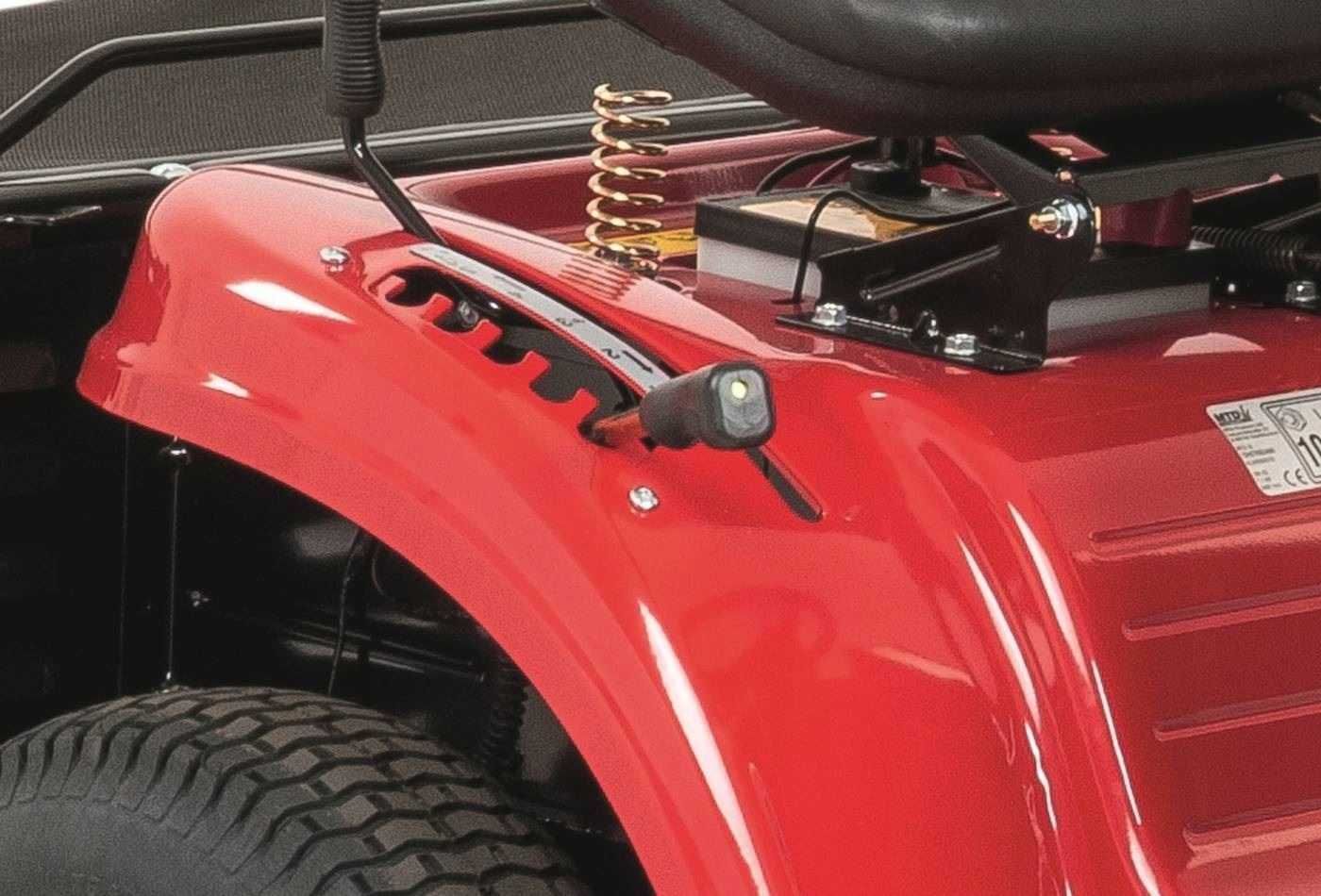 Traktor ogrodowy do koszenia trawy MTD 76 cm 13KM pompa oleju