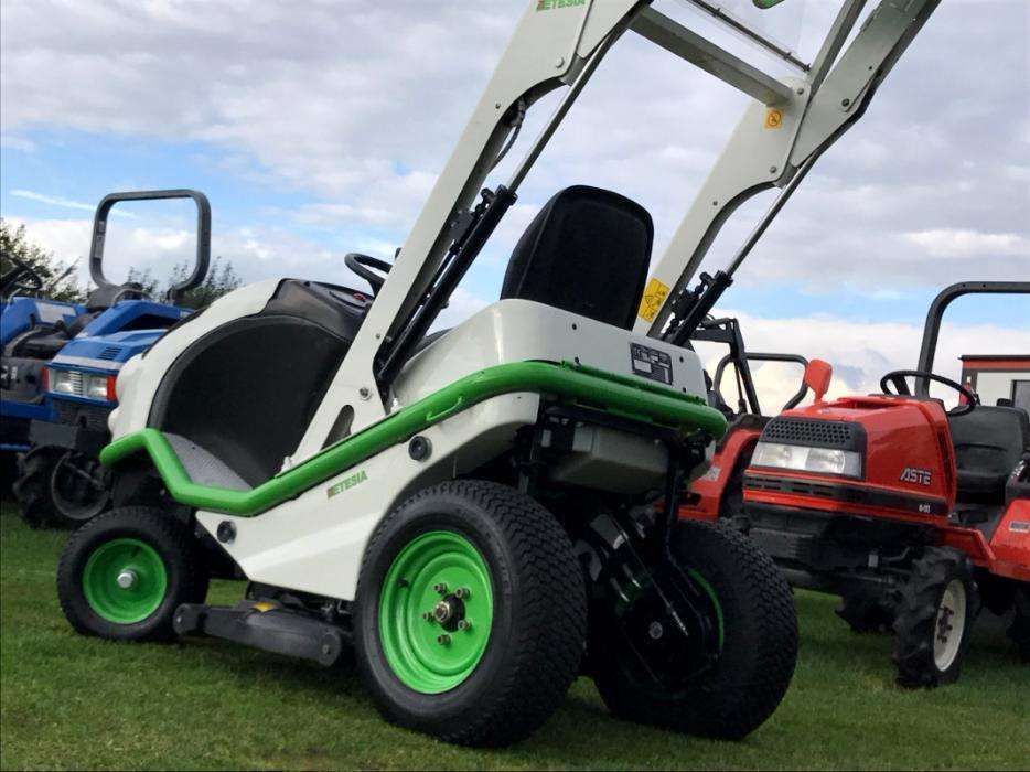 Kosiarka traktorek ETESIA HYDRO 100 BLHP EVOLUTION Diesel 20,5KM
