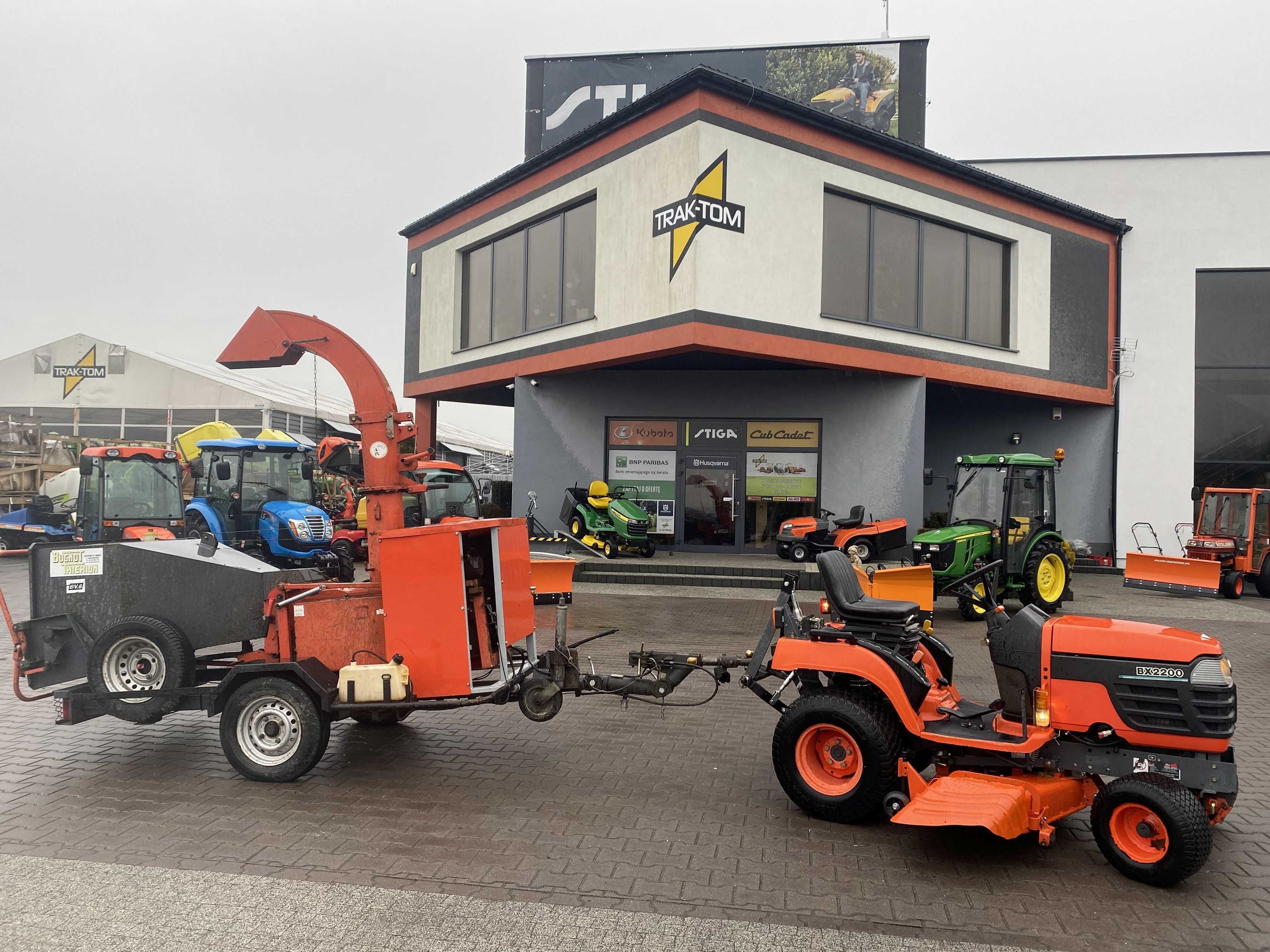 Rębak do drewna Bugnot BV6 silnik diesel Kubota 21KM 3 cylindry