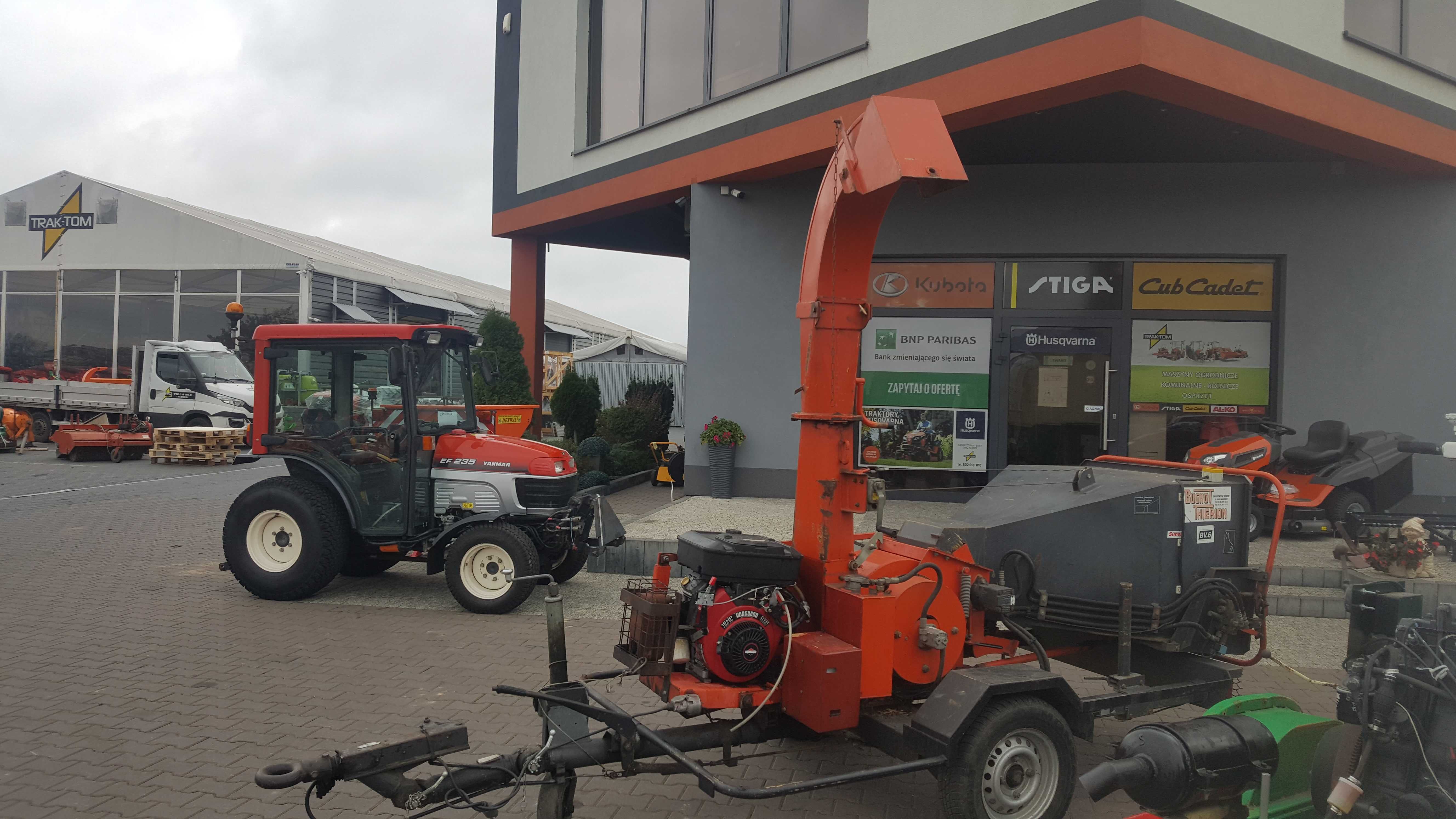 Rębak do drewna Bugnot BV6 silnik diesel Kubota 21KM 3 cylindry