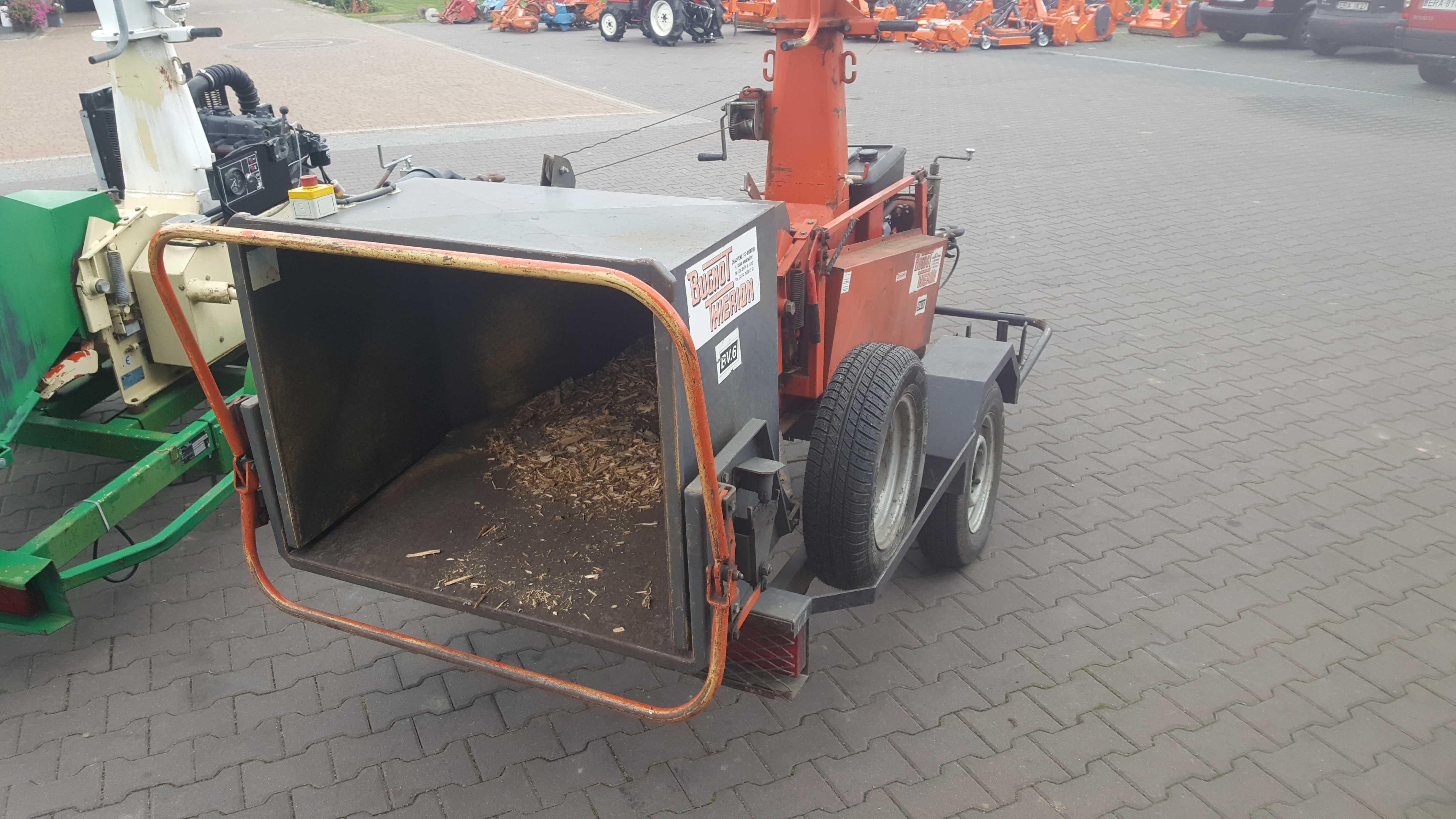 Rębak do drewna Bugnot BV6 silnik diesel Kubota 21KM 3 cylindry