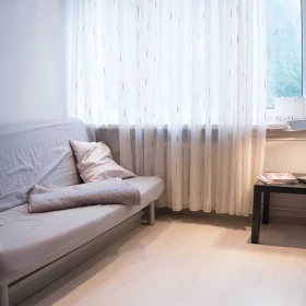 Wynajmę Mieszkanie dwupokojowe w centrum Warszawy , Aleje Jerozolimskie