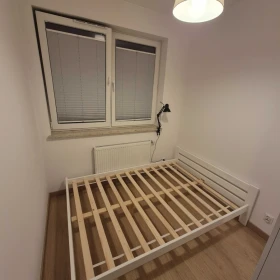 Sprzedam Słoneczne 2-pokojowe miejscem garażowym Białołęka