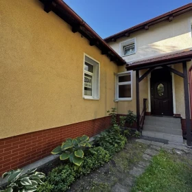 Sprzedam Mieszkanie Ustka 3 pokojowe na parterze, w centrum